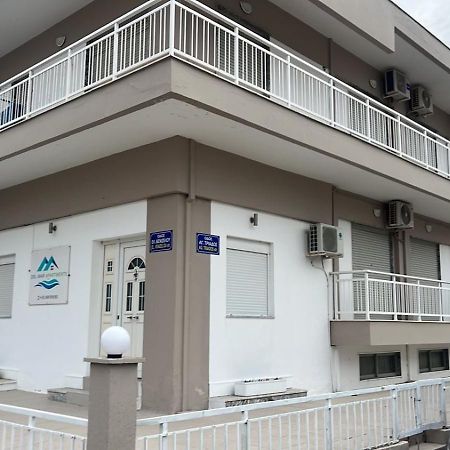 Del Mar Apartments I Agía Triás Luaran gambar